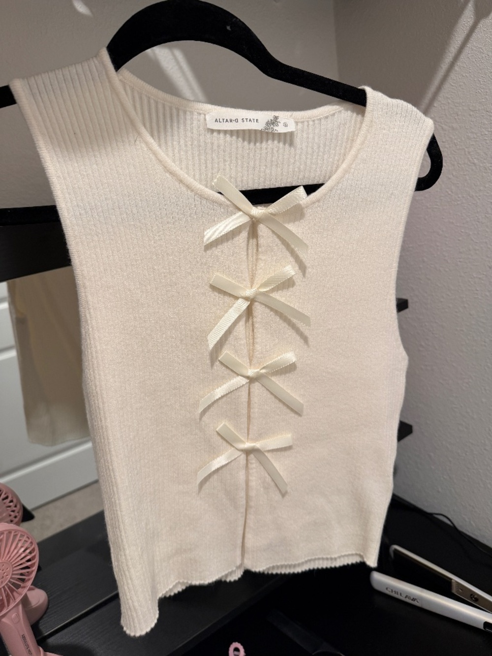 Altered State Cream Bow Front Top 🤍
